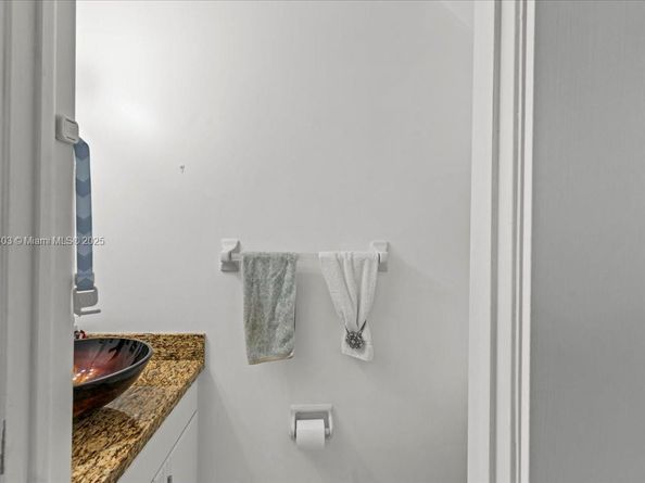 10014 Hammocks Blvd 2044, Miami FL 33196