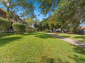 10014 Hammocks Blvd 2044, Miami FL 33196