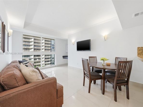 2951 S Bayshore Dr 1111, Miami FL 33133