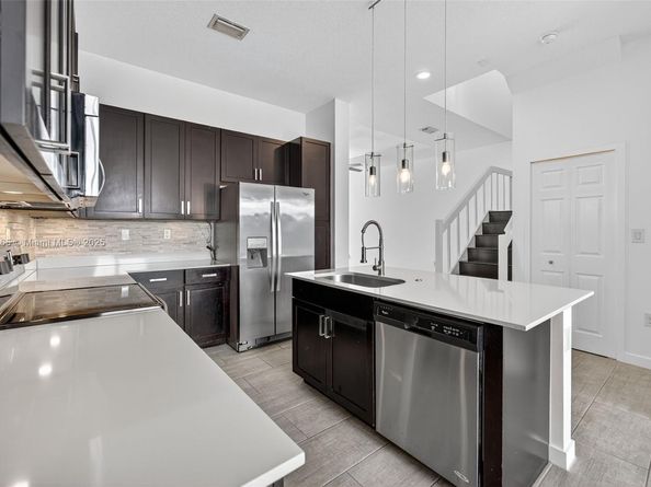 17606 SW 149th Pl 17606, Miami FL 33187