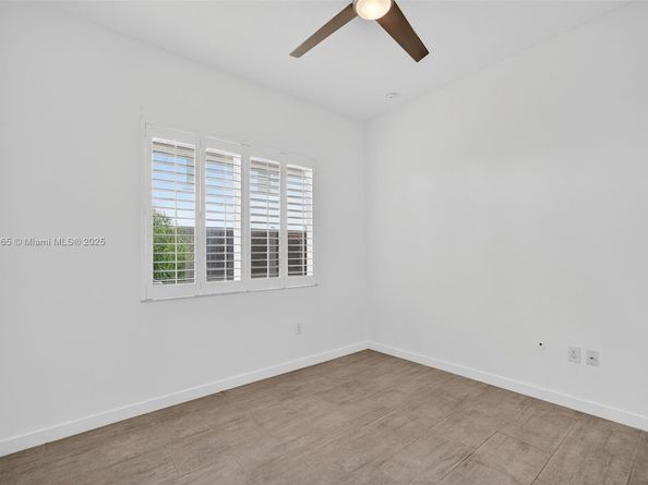 17606 SW 149th Pl 17606, Miami FL 33187