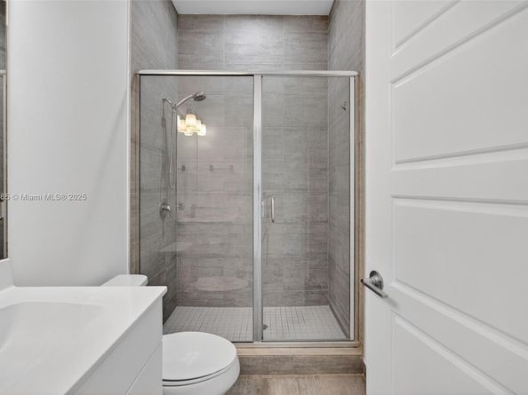 17606 SW 149th Pl 17606, Miami FL 33187