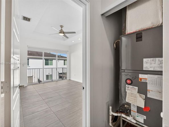 17606 SW 149th Pl 17606, Miami FL 33187