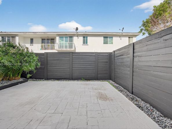 17606 SW 149th Pl 17606, Miami FL 33187