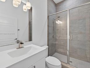 17606 SW 149th Pl 17606, Miami FL 33187