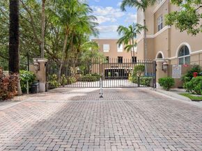 Undisclosed Address #A11733638, West Palm Beach FL 33401