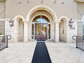 Undisclosed Address #A11733638, West Palm Beach FL 33401