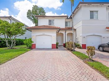 3680 NW 29th Ct