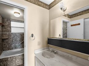 8205 NW 61st St B209, Tamarac FL 33321