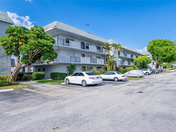 8205 NW 61st St B209, Tamarac FL 33321