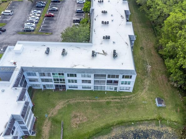 8205 NW 61st St B209, Tamarac FL 33321