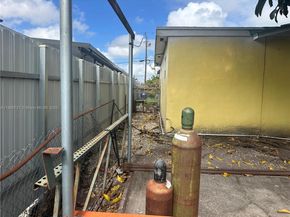 15151 Railroad Dr, Miami Gardens FL 33054