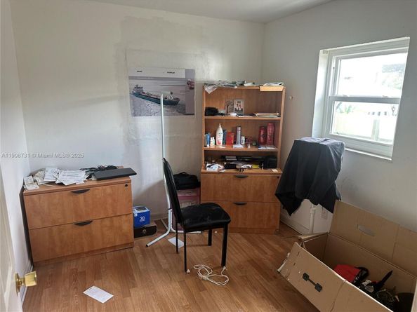 15151 Railroad Dr, Miami Gardens FL 33054