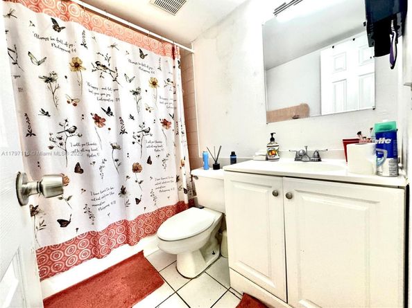 8145 NW 7th St 404, Miami FL 33126