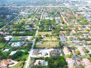 11295 SW 93rd St, Miami FL 33176