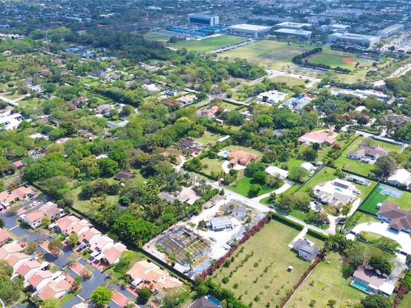 11295 SW 93rd St, Miami FL 33176