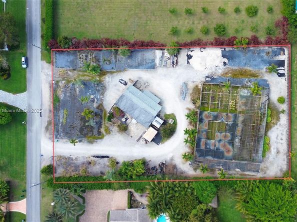11295 SW 93rd St, Miami FL 33176