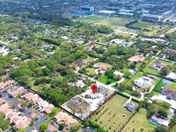 11295 SW 93rd St, Miami FL 33176