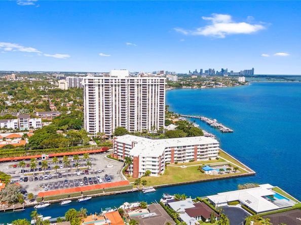 1700 NE 105th St 312, Miami Shores FL 33138
