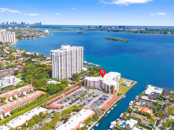 1700 NE 105th St 312, Miami Shores FL 33138