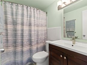 1700 NE 105th St 312, Miami Shores FL 33138