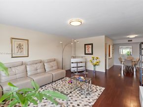 1700 NE 105th St 312, Miami Shores FL 33138
