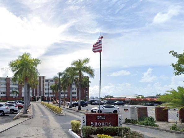 1700 NE 105th St 312, Miami Shores FL 33138