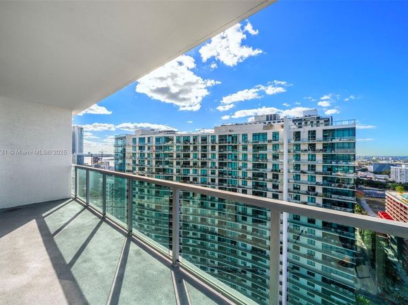 3301 NE 1st Ave H2201, Miami FL 33137