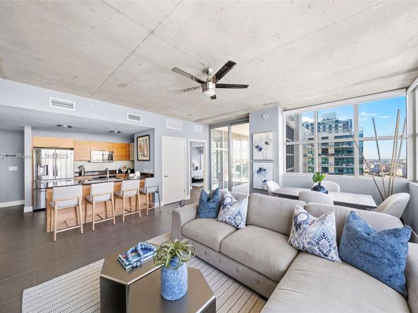 3301 NE 1st Ave H2201, Miami FL 33137