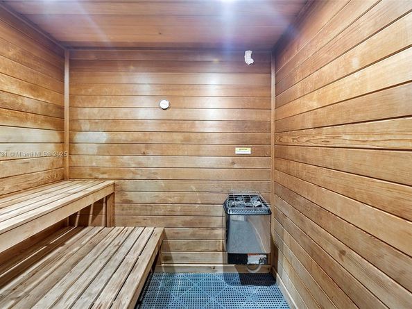 3301 NE 1st Ave H2201, Miami FL 33137