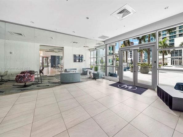 3301 NE 1st Ave H2201, Miami FL 33137