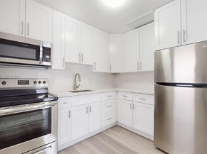 329 SW 9th Ave, Miami FL 33130