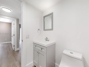 329 SW 9th Ave, Miami FL 33130