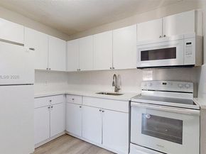 329 SW 9th Ave, Miami FL 33130