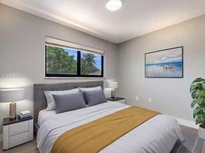 329 SW 9th Ave, Miami FL 33130