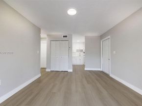 329 SW 9th Ave, Miami FL 33130