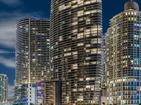 300 Biscayne Boulevard Way 3009W, Miami FL 33131