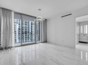 300 Biscayne Boulevard Way 3009W, Miami FL 33131