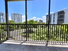 3475 N Country Club Drive 501, Aventura FL 33180