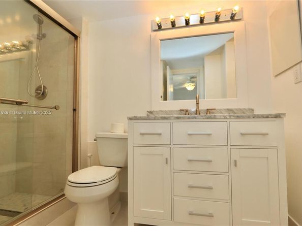 3475 N Country Club Drive 501, Aventura FL 33180