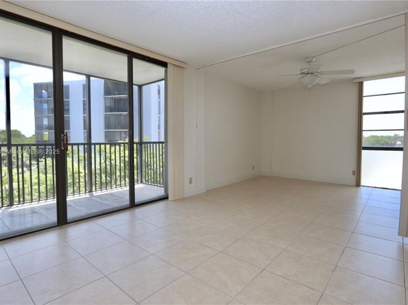3475 N Country Club Drive 501, Aventura FL 33180