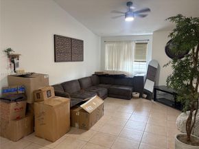 18304 NW 68th Ave C, Hialeah FL 33015