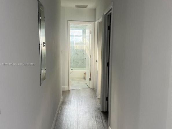 55 NE 213th St, Miami Gardens FL 33179