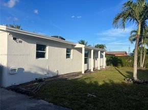 55 NE 213th St, Miami Gardens FL 33179