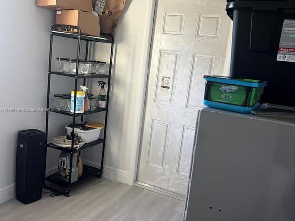 55 NE 213th St, Miami Gardens FL 33179