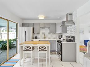 1951 NW 33rd Ct, Oakland Park FL 33309