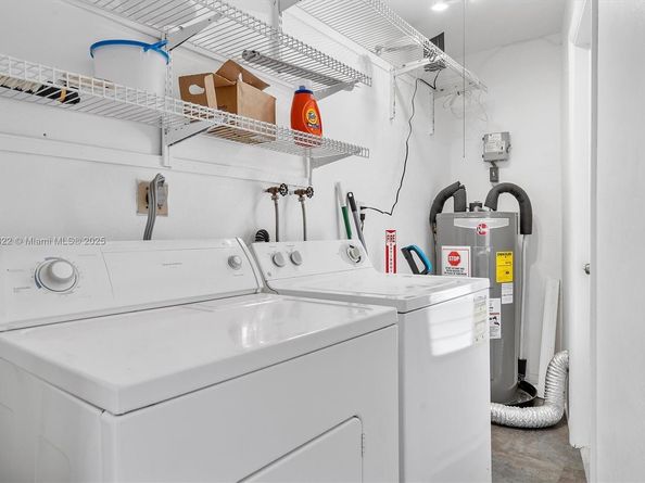 1951 NW 33rd Ct, Oakland Park FL 33309