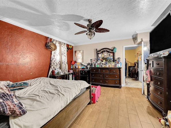 3960 NW 174th St, Miami Gardens FL 33055