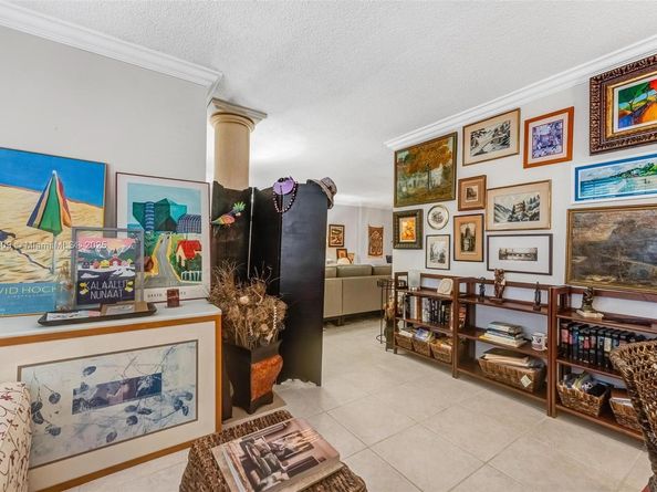 4330 Hillcrest Dr 516, Hollywood FL 33021