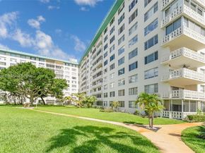 4330 Hillcrest Dr 516, Hollywood FL 33021